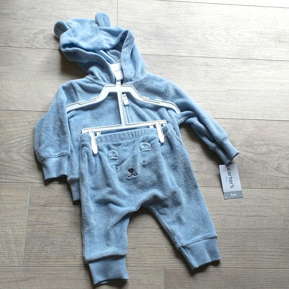 Carter's baby bear outfit - 3 months